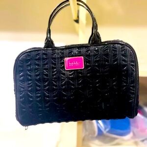 Nicole Miller Overnight Cosmetic Travel Case Makeup Bag Black New!